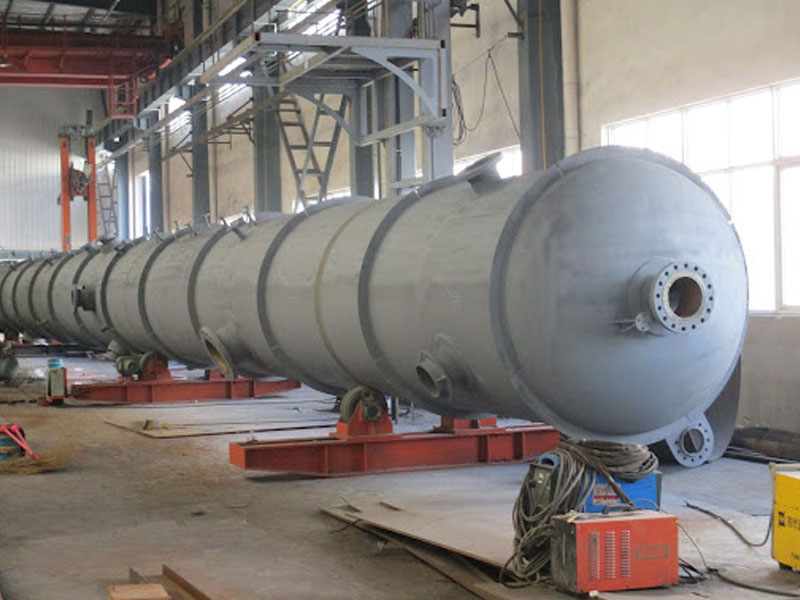 Pressure vessel designs and fabrication